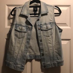 GAP jean vest